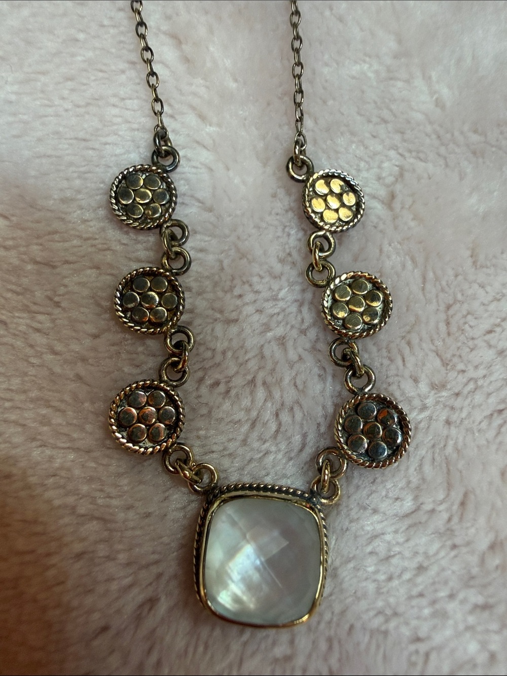 Anna Beck 925 18k overlay Gold-Tone Necklace with Mother-of-Pearl Pendant 17”
